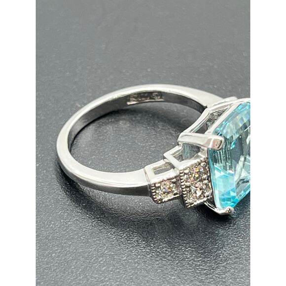 Designer Sterling Silver Emerald Cut Stimulated Blue CZ Stone Solitaire Ring 8.5 - Picture 11 of 13